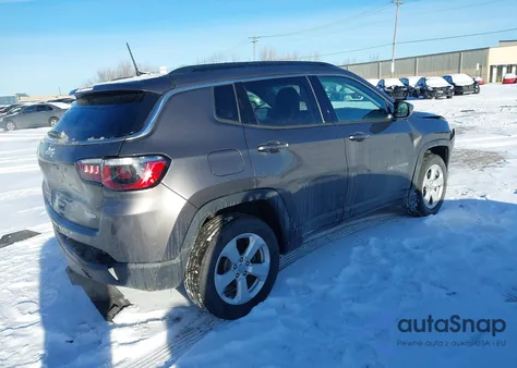 2021 Jeep Compass Latitude 4X4 z USA, uszkodzony, nr VIN 3C4NJDBB4MT507551